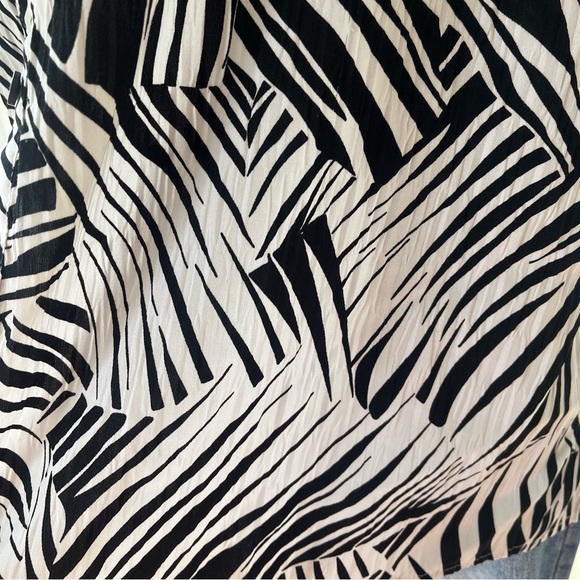 Vintage zebra print crepe button down overshirt black white 3/4 sleeve 1X - Picture 12 of 14